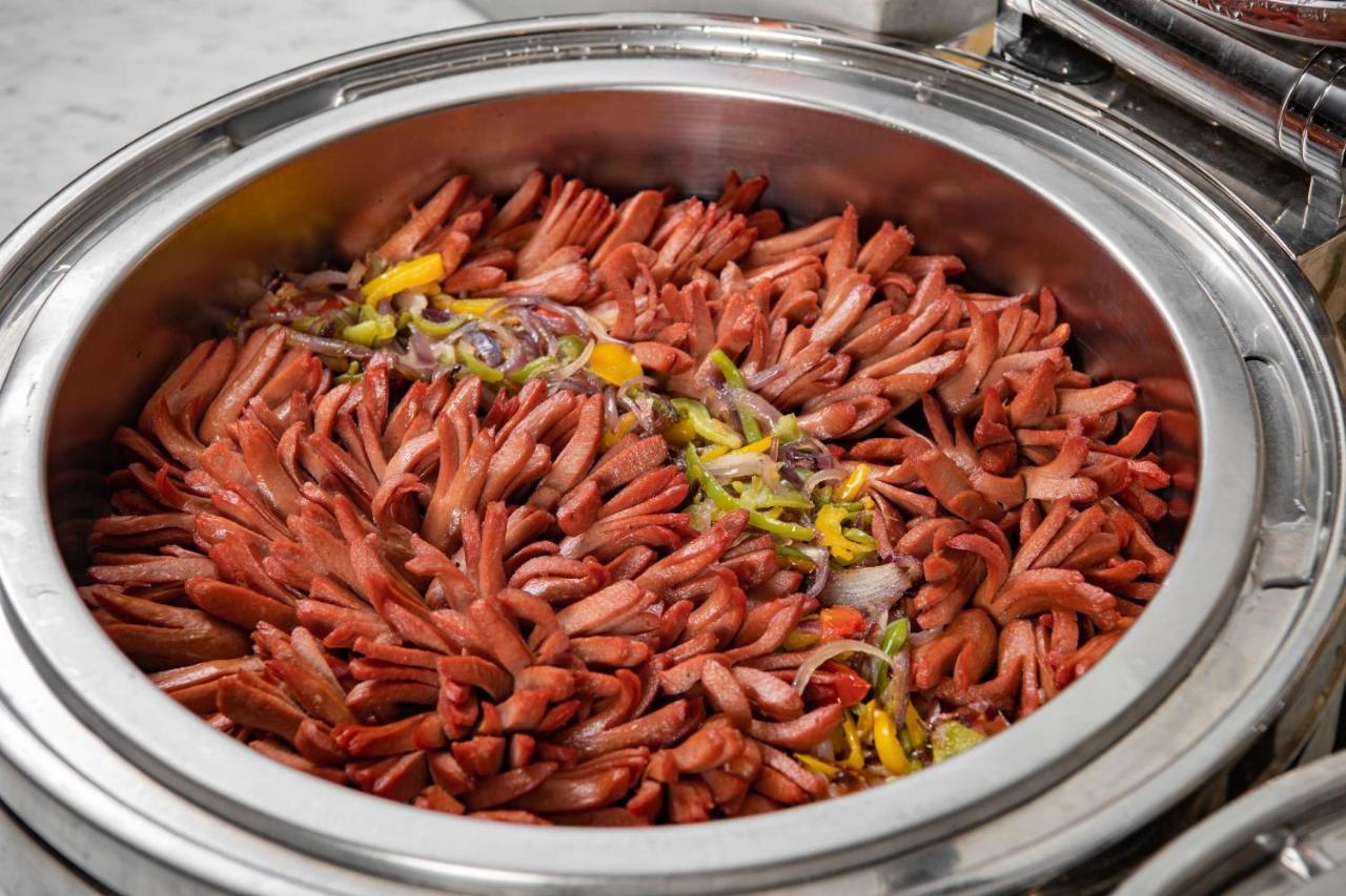 Park Inn By Radisson Makkah Aziziyah 메카 외부 사진 Red curry